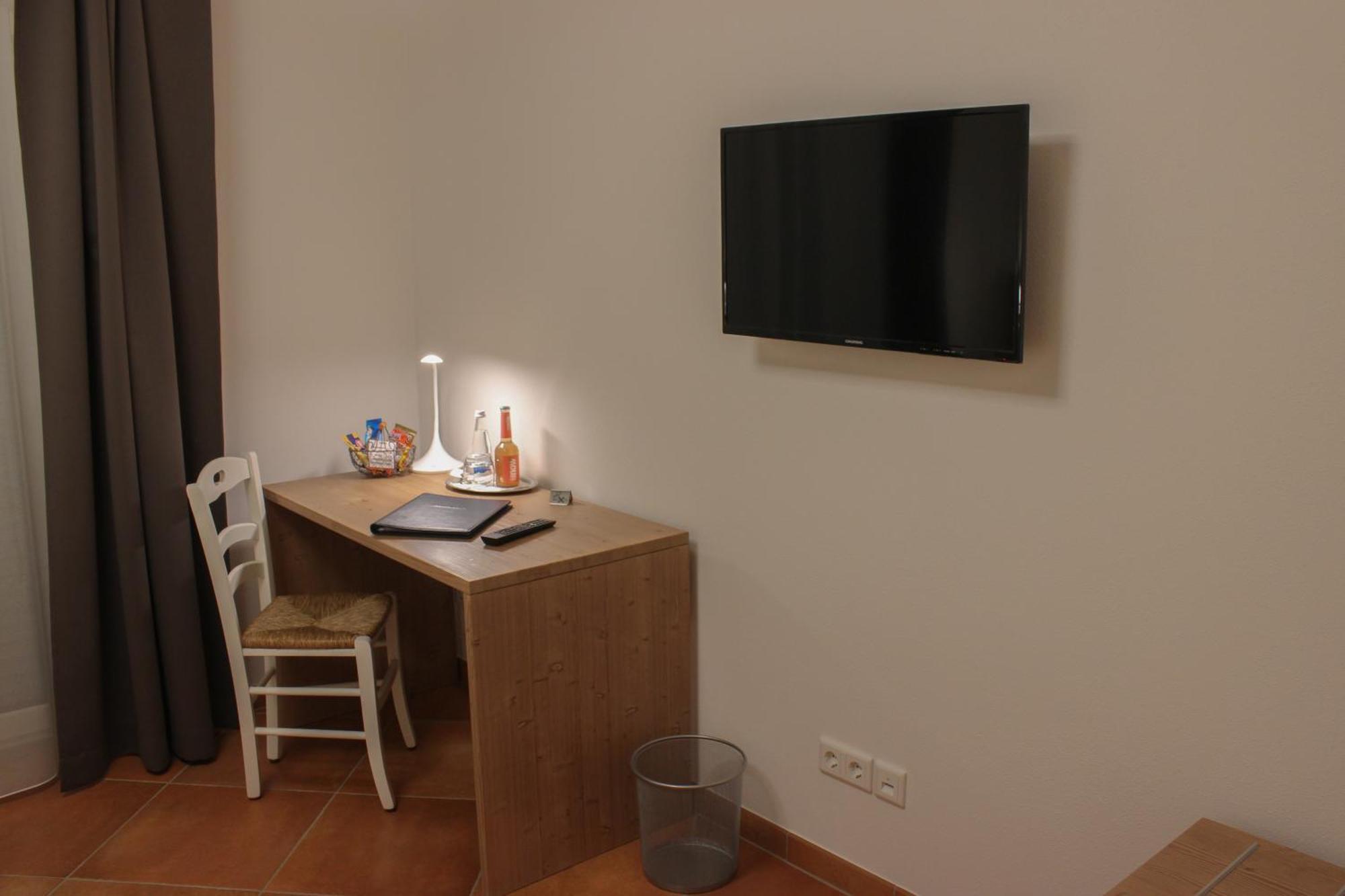 Wirtsberg Pension & Cafe Eching  Εξωτερικό φωτογραφία